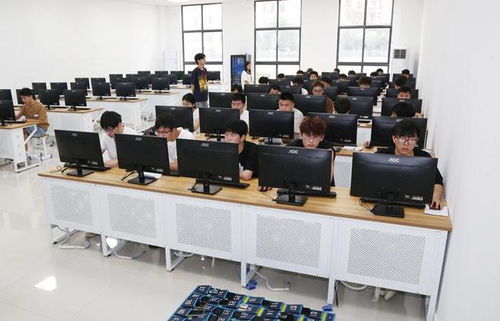 合肥信息學(xué)院在大學(xué)生先進(jìn)成圖技術(shù)與產(chǎn)品信息建模創(chuàng)新大賽中斬獲佳績(jī)